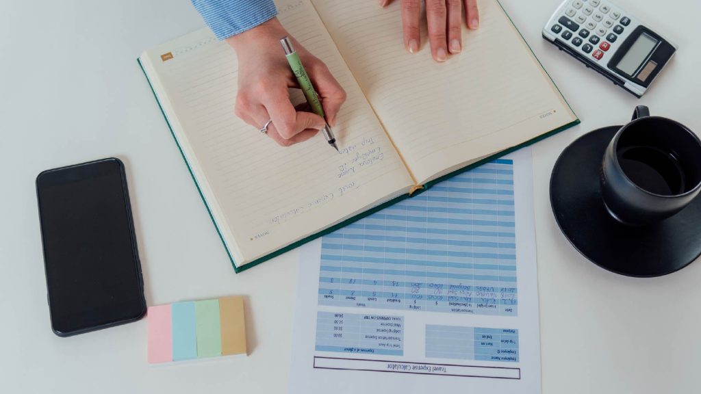 Cara Membuat Anggaran Keuangan Pribadi yang Efektif - Bank Lescadana
